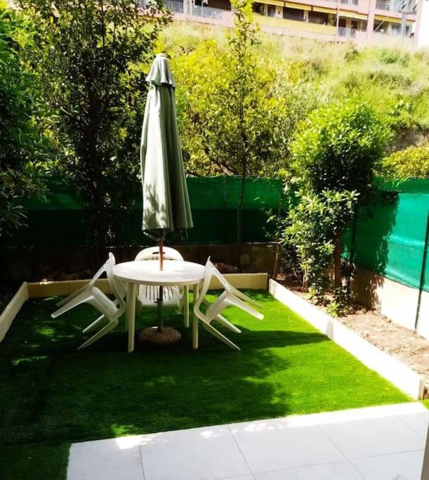 Menton, Appartement/Jardin, Proche Mer Et Centre Extérieur photo